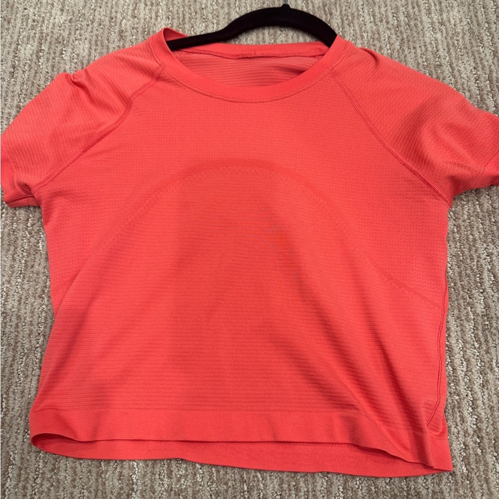 Lululemons Cropped Women's Coral Swiftly
